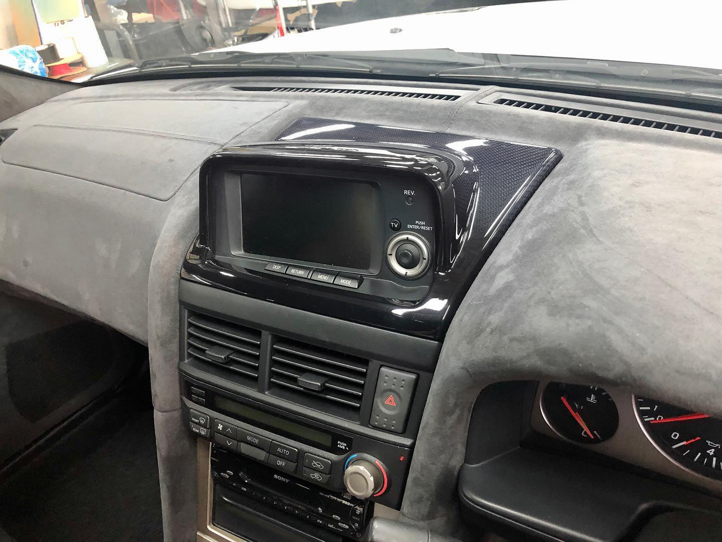 MINE'S Carbon MFD Cover (Black)